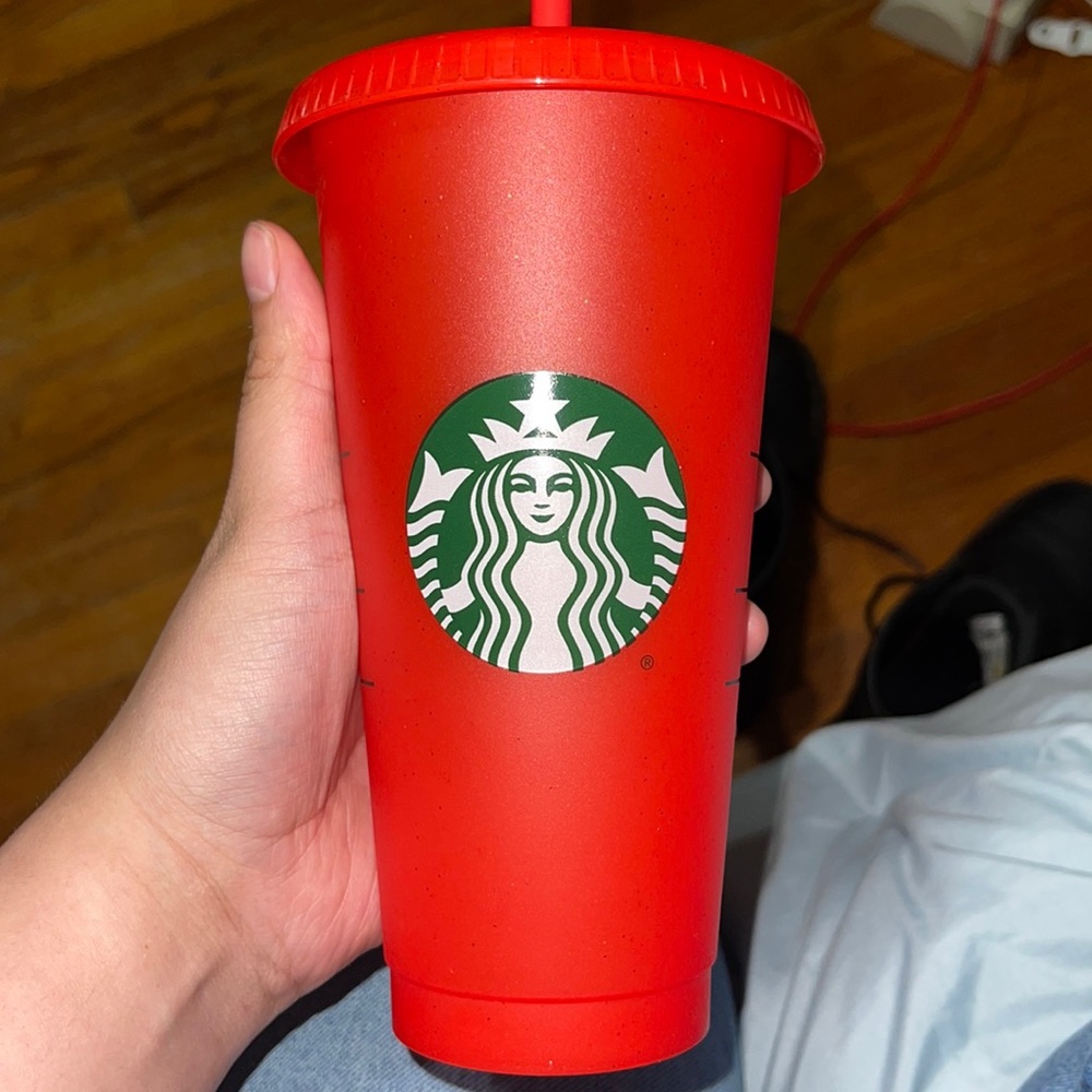 Holliday Starbucks cup